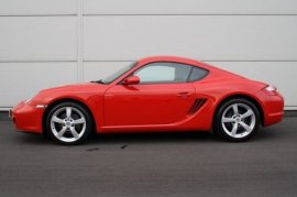 Porsche Cayman 2.7