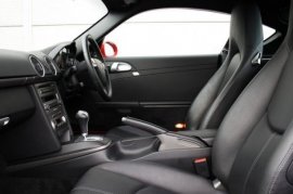 Porsche Cayman 2.7