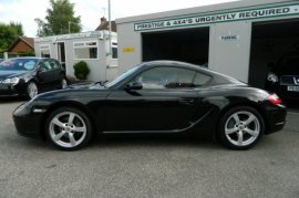 Porsche Cayman 2.7