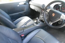 Porsche Cayman 2.7
