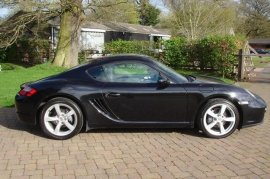 Porsche Cayman 2.7