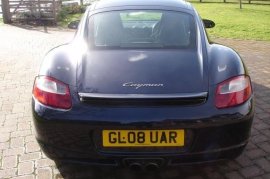 Porsche Cayman 2.7