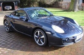 Porsche Cayman 2.7