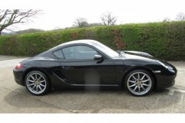 Porsche Cayman 2.7