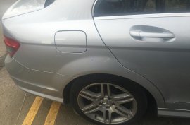 Mercedes-Benz C Class 1.6 C180