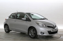  Toyota Yaris 1.0 Icon