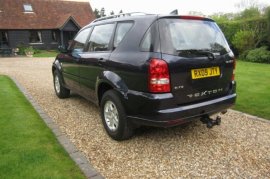 Ssangyong Rexton  2.7