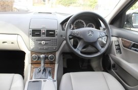 Mercedes-Benz C Class 2.1 C220