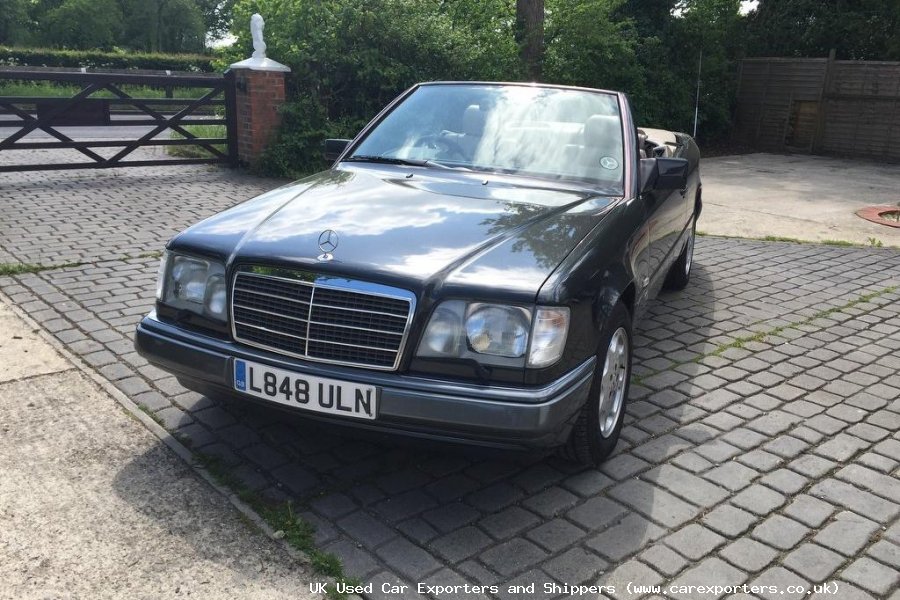 Mercedes-Benz E Class 3.2 E320
