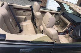 Mercedes-Benz E Class 3.2 E320