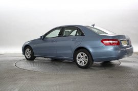 Mercedes-Benz E220 2.2 CDi