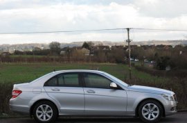 Mercedes-Benz C220