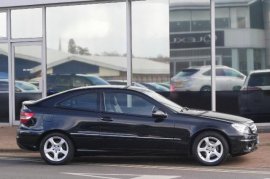 Mercedes-Benz C-CLASS COUPE