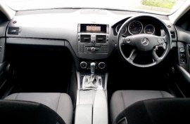 Mercedes-Benz C Class 1.6 C180