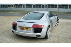 Audi R8 4.2
