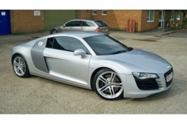 Audi R8 4.2
