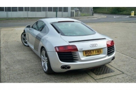 Audi R8 4.2