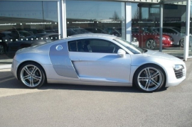 Audi R8 4.2