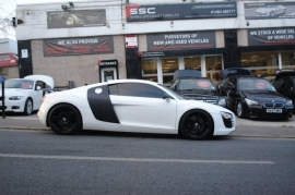 Audi R8 4.2