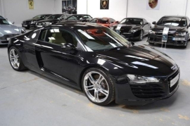 Audi R8 4.2