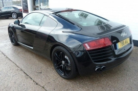 Audi R8 4.2