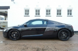 Audi R8 4.2
