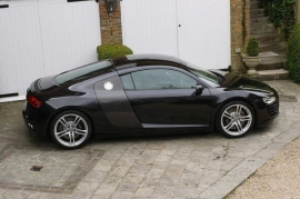 Audi R8 4.2