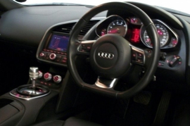 Audi R8 4.2