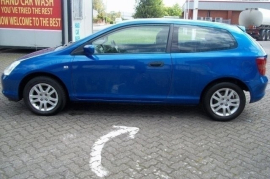 Honda Civic 1.7I