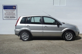 Ford Fusion 1.6
