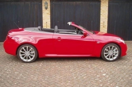 Infiniti G37 3.7