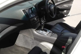 Infiniti G37 3.7
