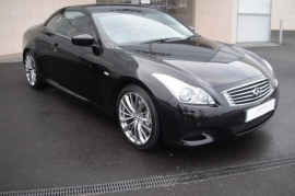 Infiniti G37 3.7
