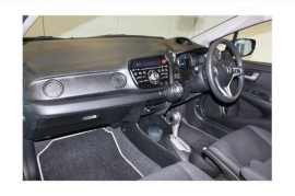 Honda Insight 1.3