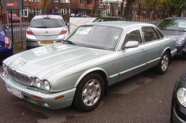 Jaguar XJ 4.0