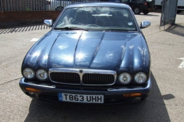 Jaguar XJ 3.2