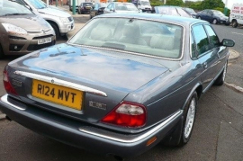 Jaguar XJ 3.2
