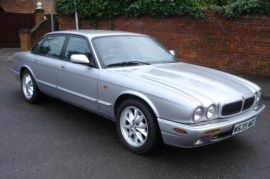 Jaguar XJ 3.2