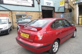 Hyundai Elantra 2.0