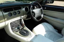 Jaguar XKR 4.0