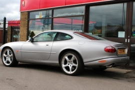 Jaguar XKR 4.2