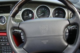 Jaguar XKR 4.2