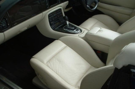 Jaguar XKR 4.2