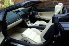 Lamborghini Gallardo Spyder 5.0