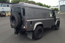 Land Rover Defender 2.5