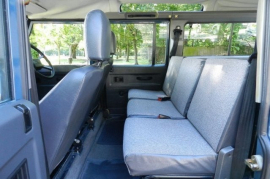 Land Rover Defender 2.5