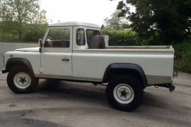 Land Rover Defender 2.5
