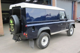 Land Rover Defender 2.5