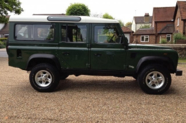 Land Rover Defender 2.5