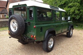 Land Rover Defender 2.5